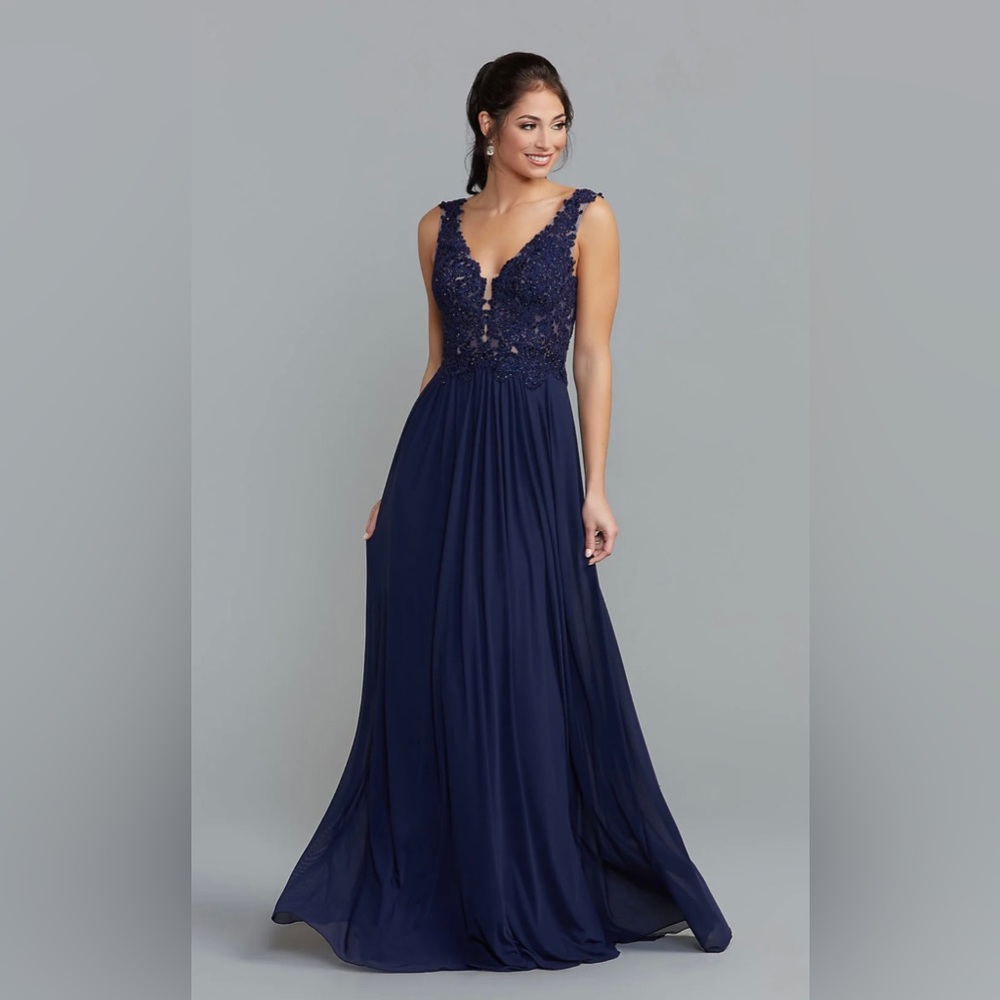 NWT Sherri Hill evening prom chiffon dress